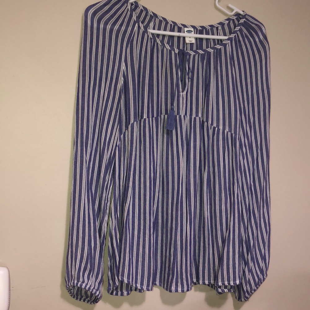 Thin long sleeve blouse